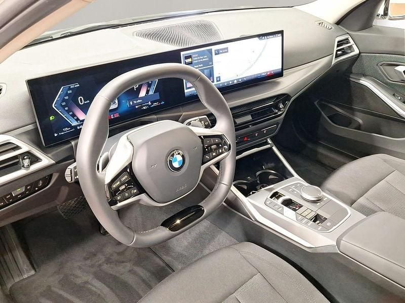 Gebraucht BMW 318 Comfort Edition 156 PS (114 kW) 2025 Weiß Kombi