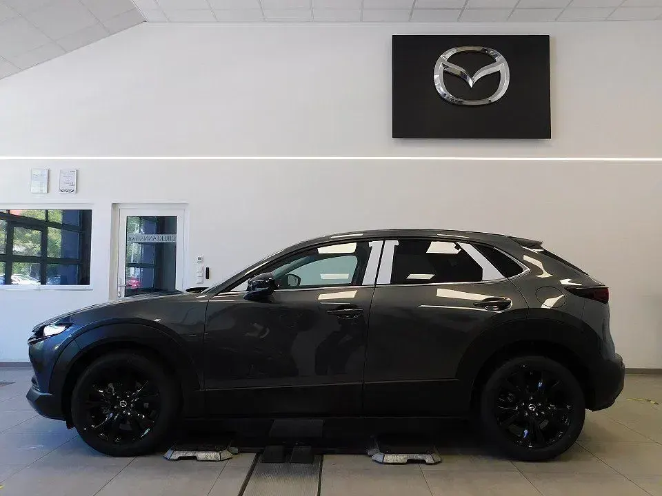 Neu Mazda CX-30 Nagisa 140 PS (102 kW) 2026 Grau SUV