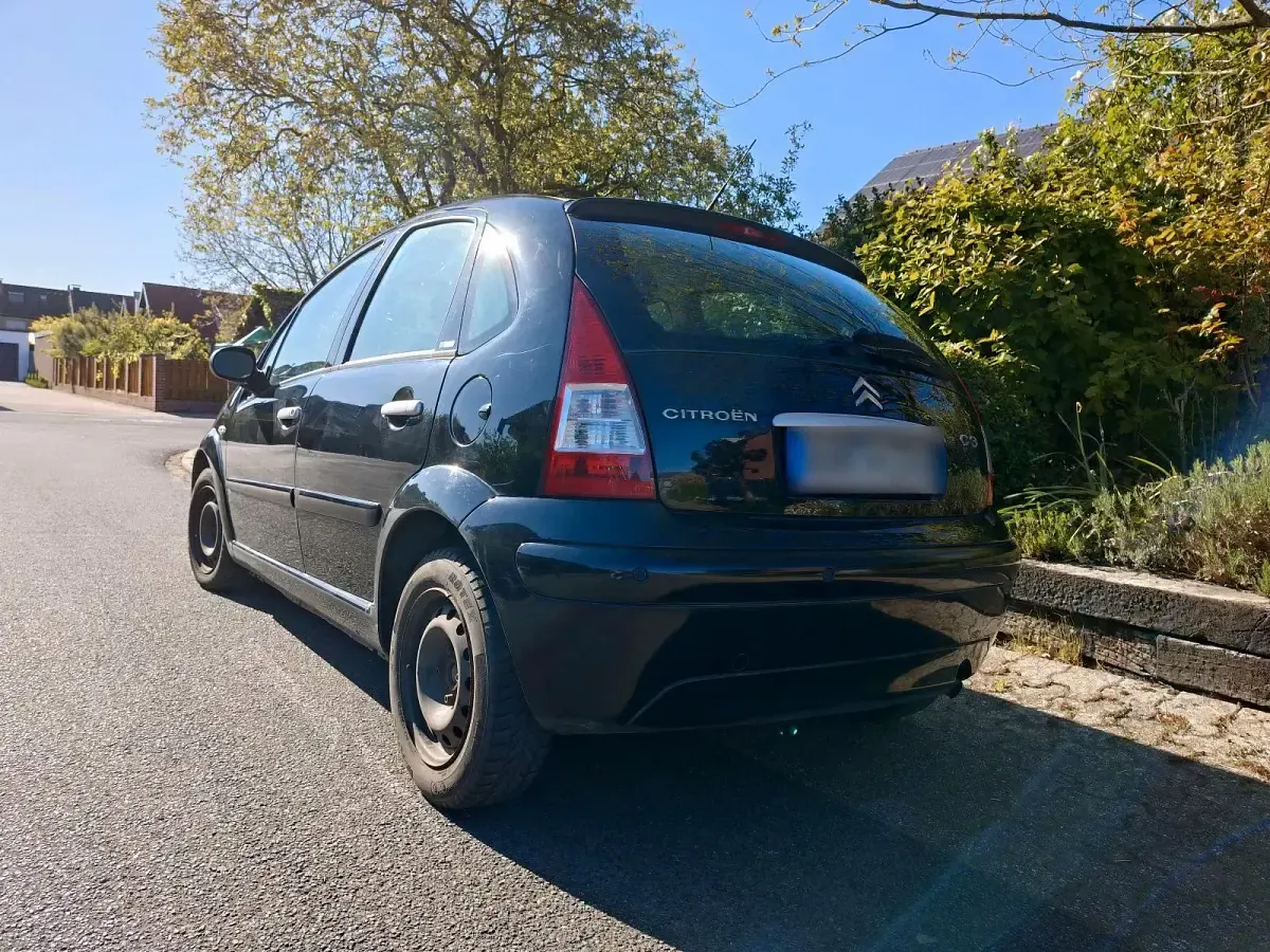 Second-hand Citroën C3 68 CP (50 kW) 2008 Negru Hatchback