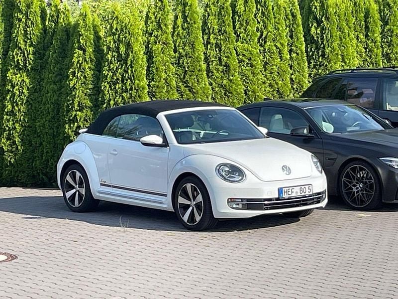Gebraucht VW Beetle Cup 105 PS (77 kW) 2014 Weiß Kleinwagen