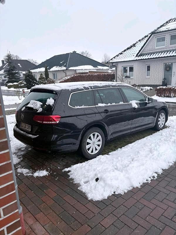 Gebraucht VW Passat 150 PS (110 kW) 2016 Schwarz Kombi