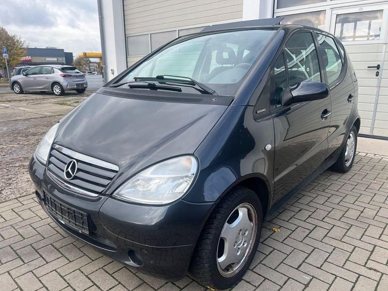 Schwarz Gebraucht 2000 Mercedes A160 Elegance Van / Kleinbus | 1.290 € (Guter Preis) - Bild 1/4