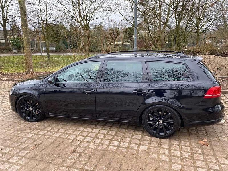 Gebraucht VW Passat Highline 299 PS (219 kW) 2013 Schwarz Kombi