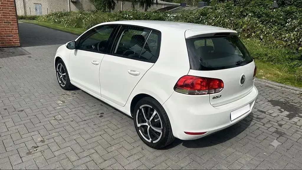 Gebraucht VW Golf VI Trendline 80 PS (58 kW) 2009 Weiß Kleinwagen