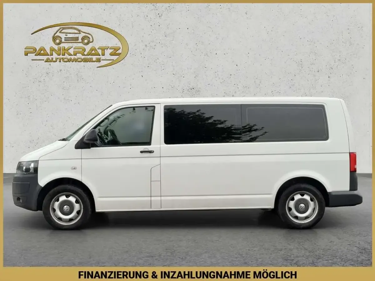 Gebraucht VW Multivan Trendline 179 PS (131 kW) 2013 Candyweiß Van / Kleinbus
