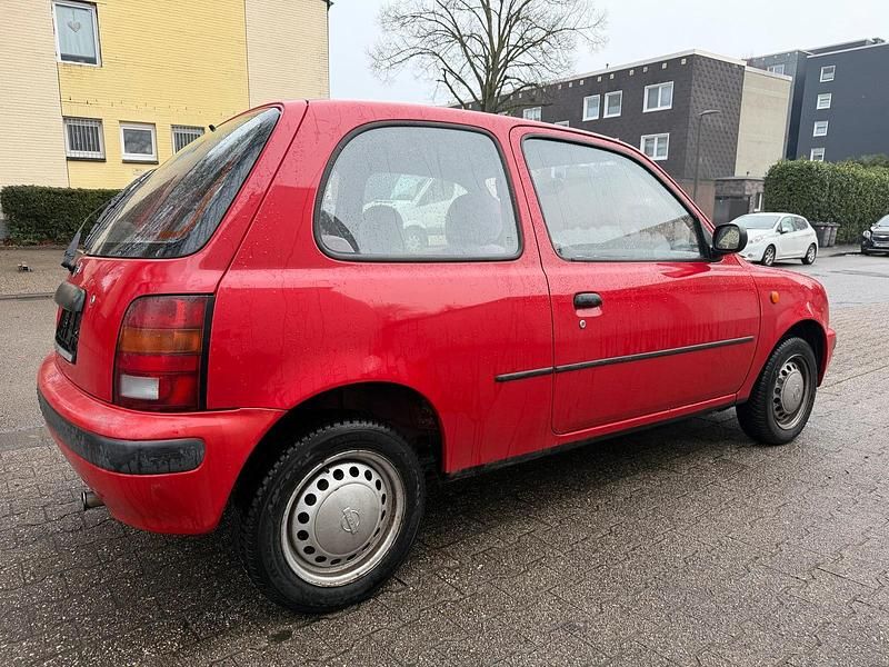 Gebraucht Nissan Micra 54 PS (39 kW) 1997 Rot Kleinwagen