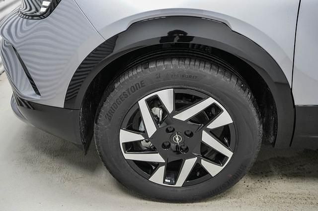 Neu Opel Mokka 131 PS (96 kW) 2025 Artense grau metallic () artense grau metallic () SUV