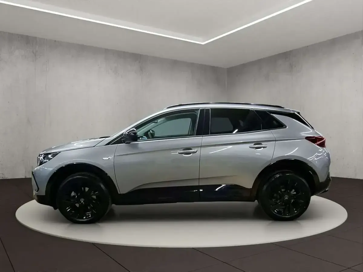 Gebraucht Opel Grandland X 131 PS (96 kW) 2025 Lack grau artense / metallic klarlack SUV