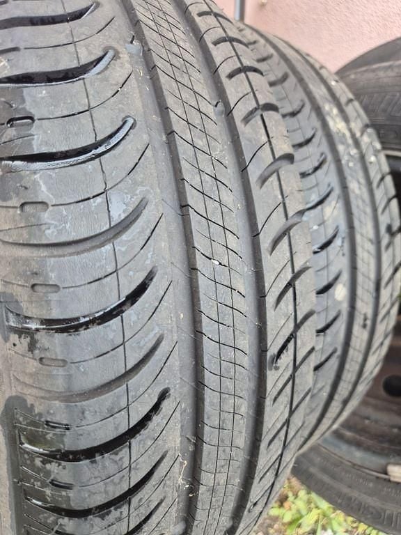 Gebraucht Ford Ka Titanium 69 PS (50 kW) 2010 Gold Kleinwagen