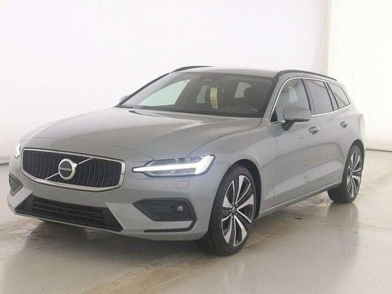 Vapour grey Gebraucht 2024 Volvo V60 Core Kombi | 36.750 € (Guter Preis) - Bild 1/3