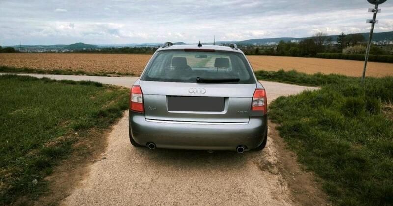 Gebraucht 2003 Audi A4 Kombi | 900 € (Superpreis) - Bild 1/4