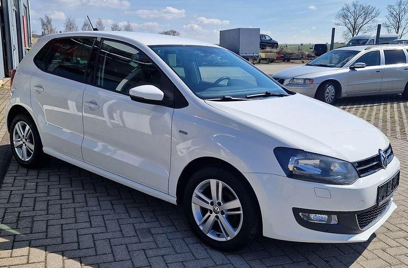 Gebraucht VW Polo Life 75 PS (55 kW) 2014 Weiß Limousine