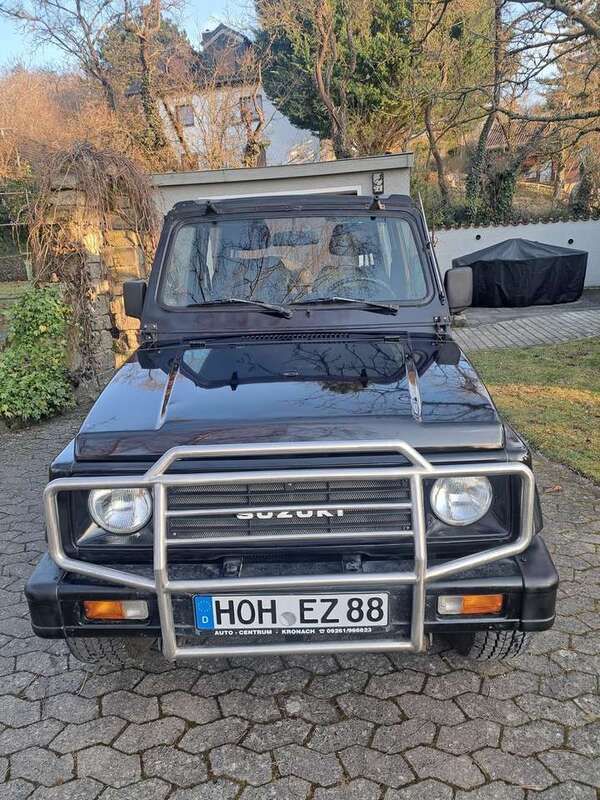 Schwarz Gebraucht 1988 Suzuki Samurai SUV | 2.290 € - Bild 1/4