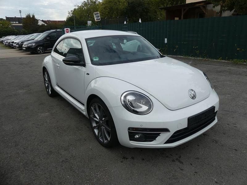 Gebraucht VW Beetle CLUB 150 PS (110 kW) 2015 Weiß Kleinwagen