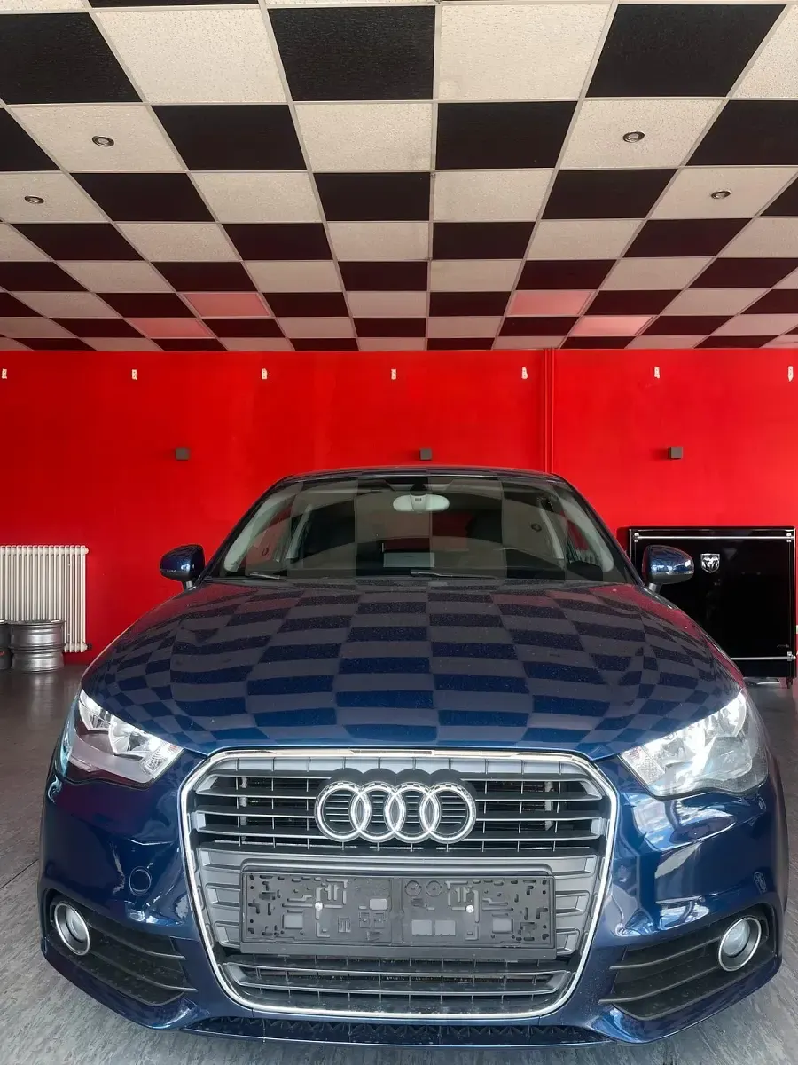 Gebraucht Audi A1 Attraction 90 PS (66 kW) 2014 Kleinwagen