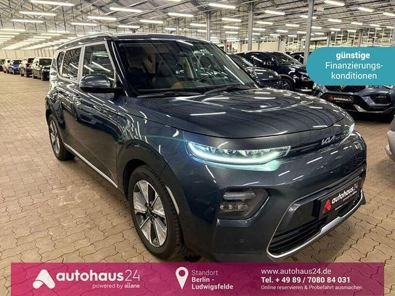 Grau Gebraucht 2024 Kia Soul EV Inspiration SUV | 27.990 € (Guter Preis) - Bild 1/4