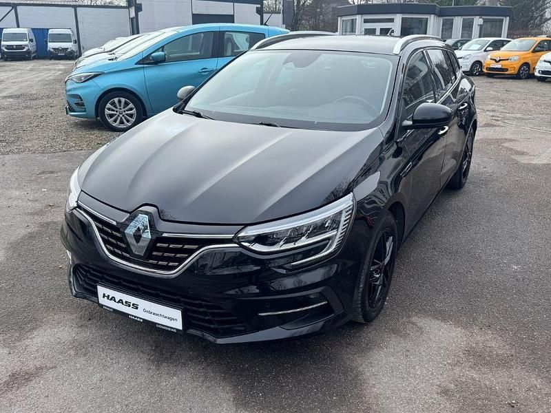 Gebraucht Renault Mégane IV Techno 140 PS (102 kW) 2022 Schwarz Limousine