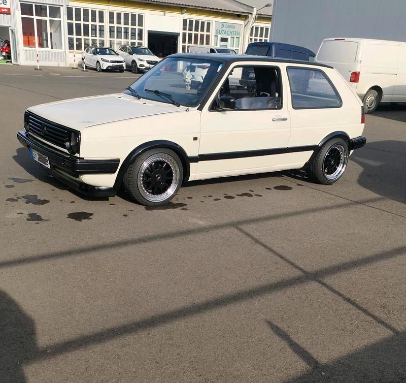 Weiß Gebraucht 1989 VW Golf II Limousine | 8.899 € - Bild 1/4