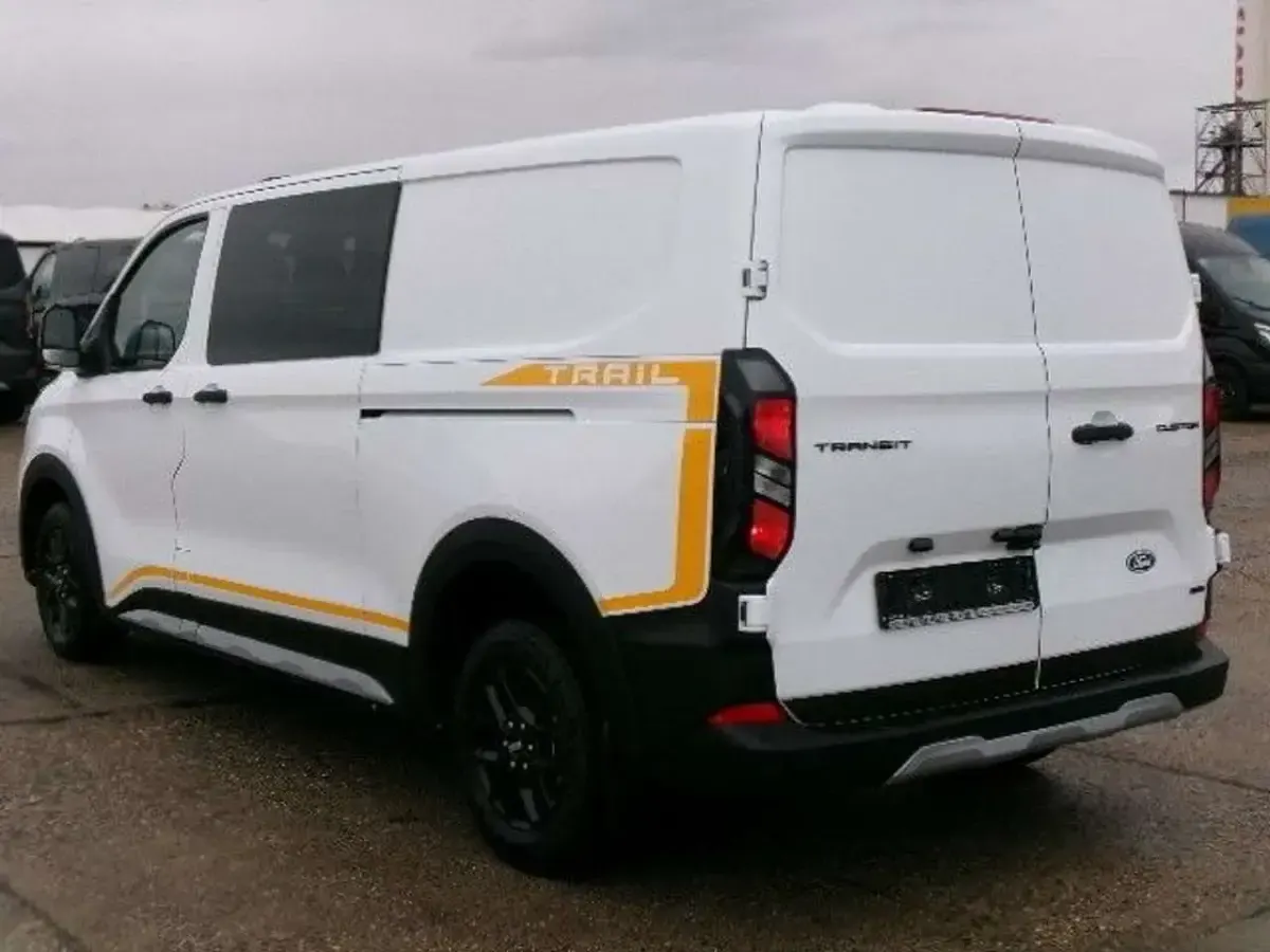 Neu Ford Transit Custom 170 PS (125 kW) 2026 Frozen white Van / Kleinbus