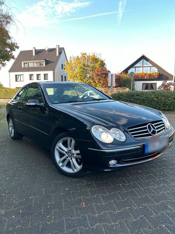 Schwarz Gebraucht 2002 Mercedes CLK240 Coupé | 2.800 € (Superpreis) - Bild 1/4