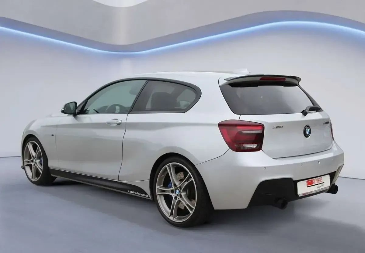 Gebraucht BMW 135 320 PS (235 kW) 2014 Glaciersilber Kleinwagen