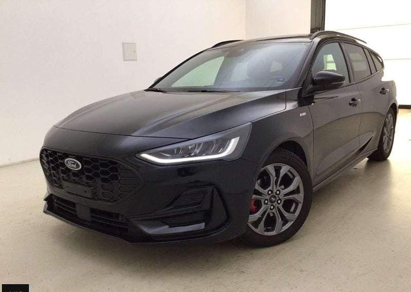 Obsidianschwarz metallic Gebraucht 2025 Ford Focus ST-Line X Kombi | 25.690 € (Fairer Preis) - Bild 1/4