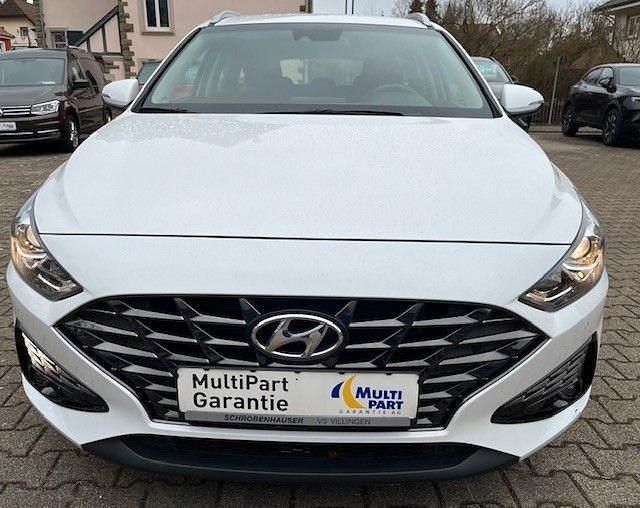 Gebraucht Hyundai i30 Trend 159 PS (116 kW) 2021 Weiß Kombi