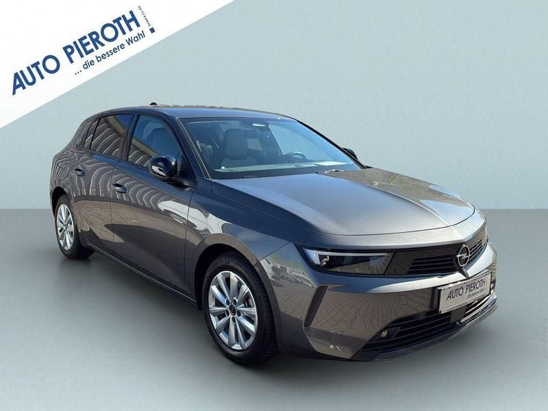 Gebraucht Opel Astra Elegance 131 PS (96 kW) 2023 Vulkan grau metallic Kleinwagen