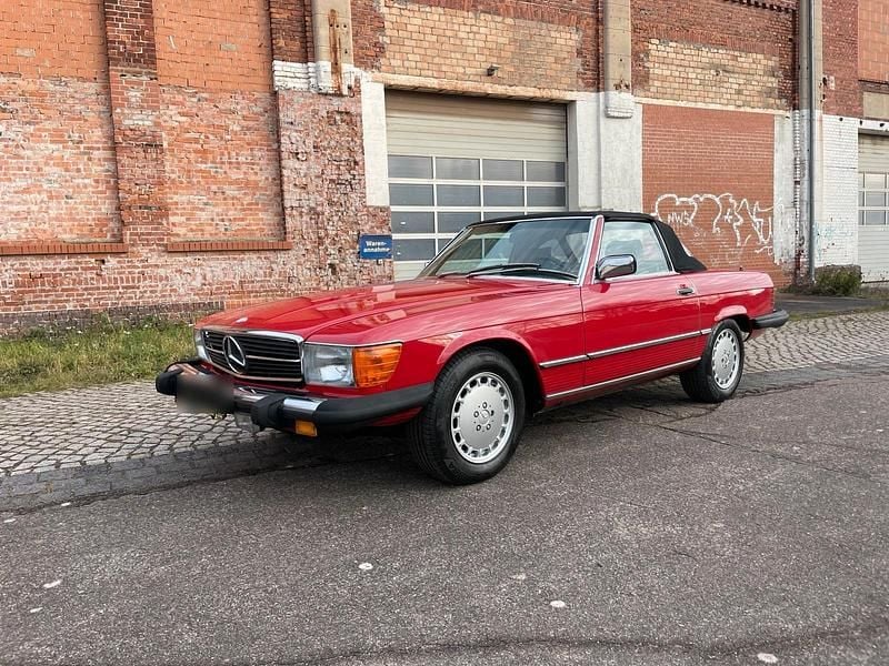 Gebraucht Mercedes 560 230 PS (169 kW) 1986 Rot Cabrio