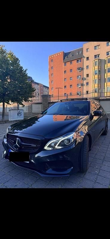 Gebraucht Mercedes E300 204 PS (150 kW) 2014 Schwarz Limousine