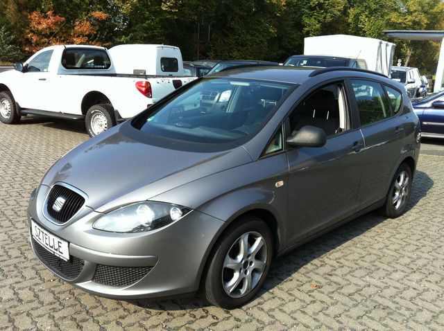 Grau metallic Gebraucht 2008 Seat Altea Van / Kleinbus | 3.999 € (Etwas zu teuer) - Bild 1/4