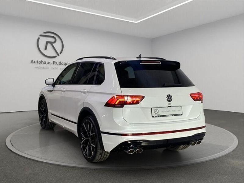 Gebraucht VW Tiguan Style 320 PS (235 kW) 2023 Oryxweiß perlmutteffekt (metallic) SUV