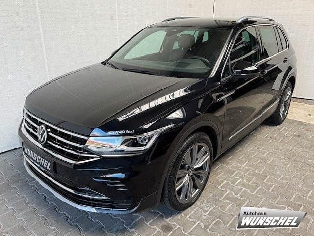 Schwarz Gebraucht 2020 VW Tiguan Elegance SUV | 32.876 € (Teuer) - Bild 1/4