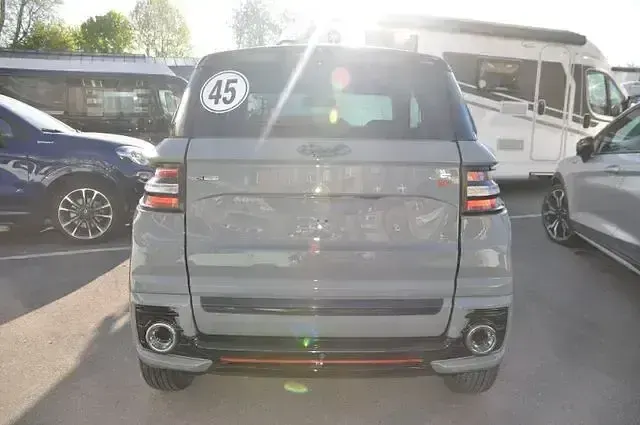 Gebraucht Ligier JS60 2024 Grau Kleinwagen