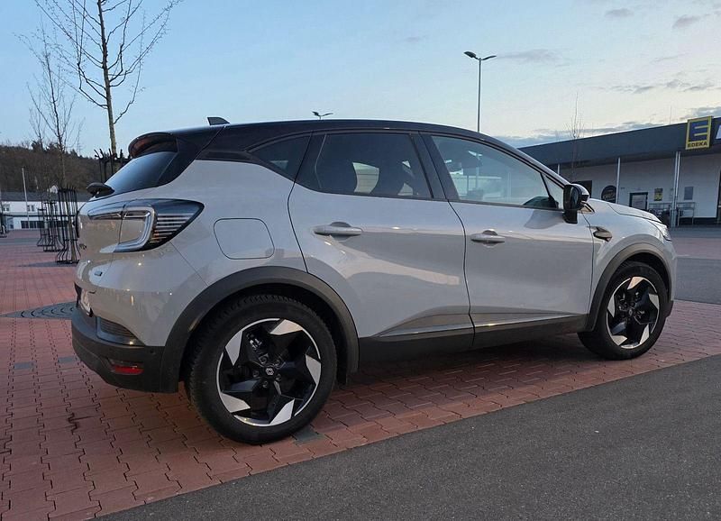 Gebraucht Renault Captur Techno 143 PS (105 kW) 2025 Grau SUV