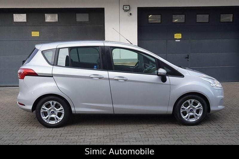 Gebraucht Ford B-MAX SYNC Edition 101 PS (74 kW) 2014 Silber Van / Kleinbus
