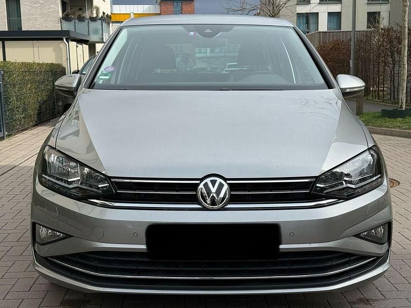 Gebraucht VW Golf VII Join 131 PS (96 kW) 2018 Tungsten silver Limousine