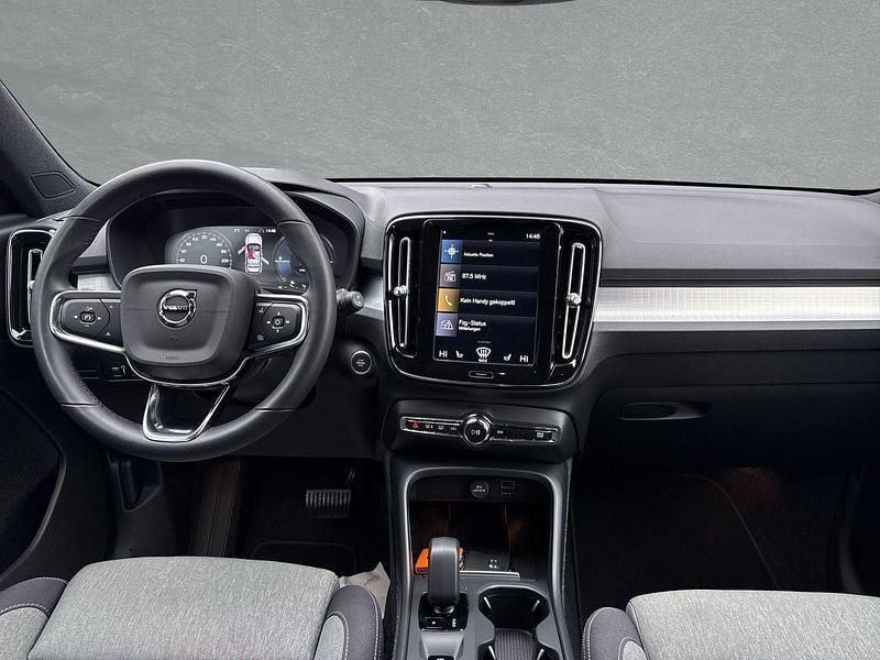 Gebraucht Volvo XC40 Core 179 PS (131 kW) 2022 Black stone SUV