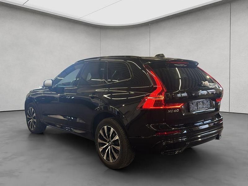 Gebraucht Volvo XC60 Plus 250 PS (183 kW) 2024 Schwarz SUV