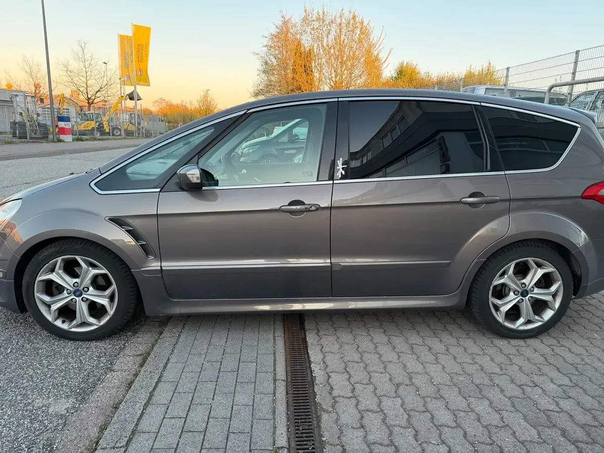 Second-hand Ford S-MAX S 190 CP (139 kW) 2013 Maro Monovolum