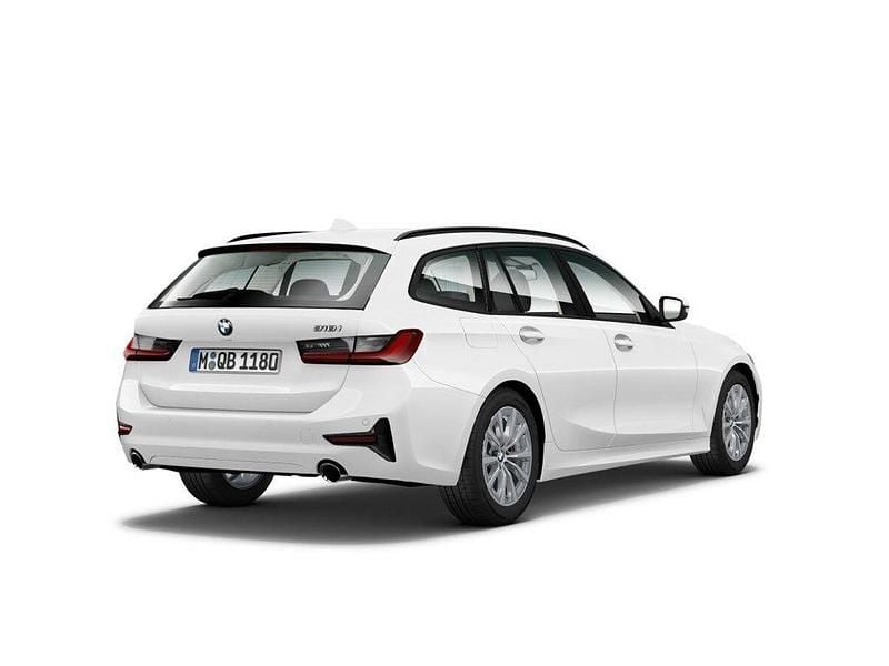 Gebraucht BMW 318 Advantage 156 PS (114 kW) 2022 Weiß Kombi