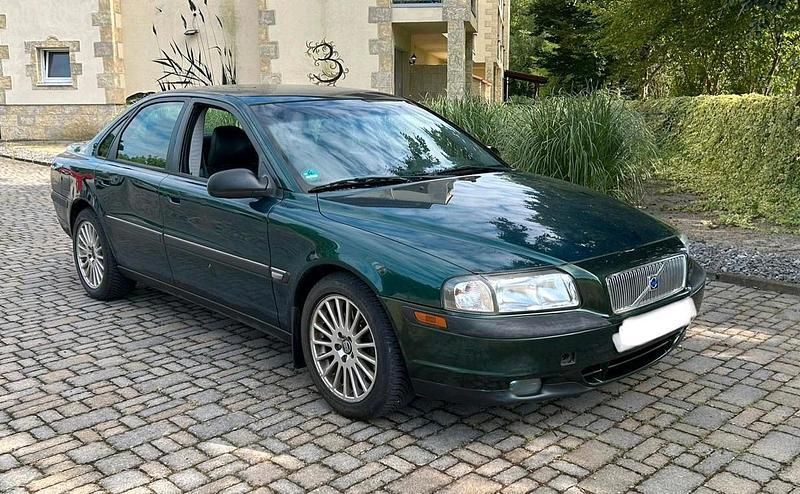 Grün Gebraucht 2002 Volvo S80 Limousine | 1.499 € (Superpreis) - Bild 1/4