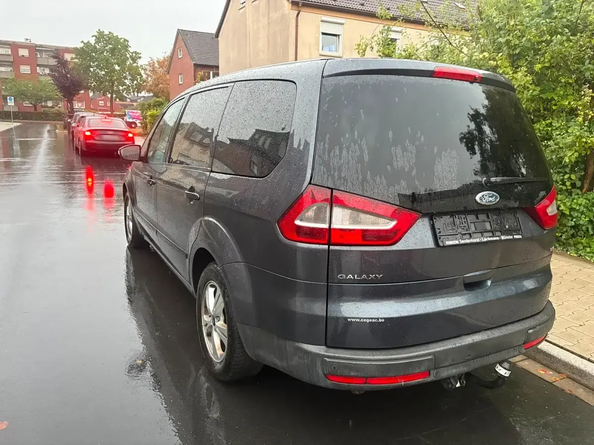 Gebraucht Ford Galaxy 125 PS (91 kW) 2009 Van / Kleinbus