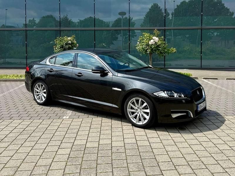Gebraucht Jaguar XF 163 PS (119 kW) 2013 Grau Limousine