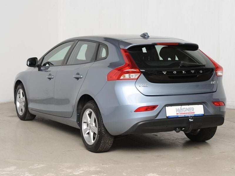 Gebraucht Volvo V40 Performance 120 PS (88 kW) 2016 Blau Kombi