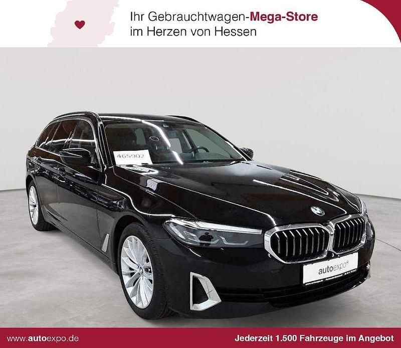 Gebraucht BMW 520 Luxury Line 190 PS (139 kW) 2022 Schwarz uni Kombi