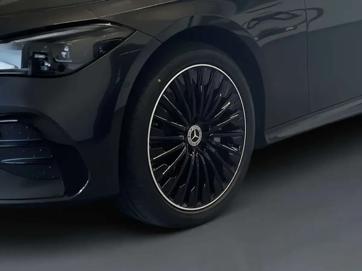 Gebraucht Mercedes CLE300 AMG 313 PS (230 kW) 2026 Grau Coupé