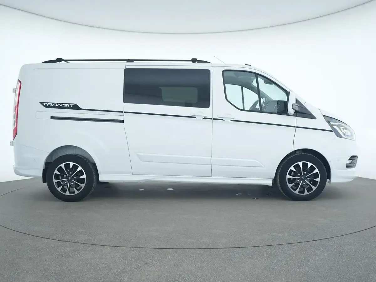 Gebraucht Ford Transit Custom Sport 185 PS (136 kW) 2021 Weiß Van