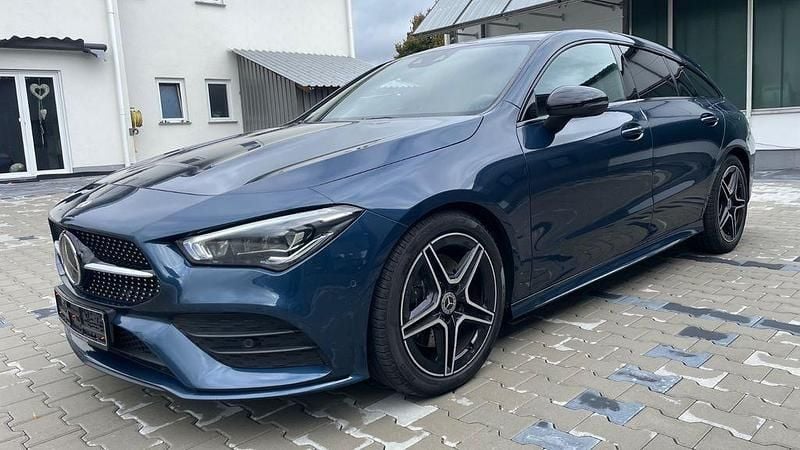 Blau Gebraucht 2020 Mercedes CLA220 Shooting Brake AMG Kombi | 25.900 € (Fairer Preis) - Bild 1/4