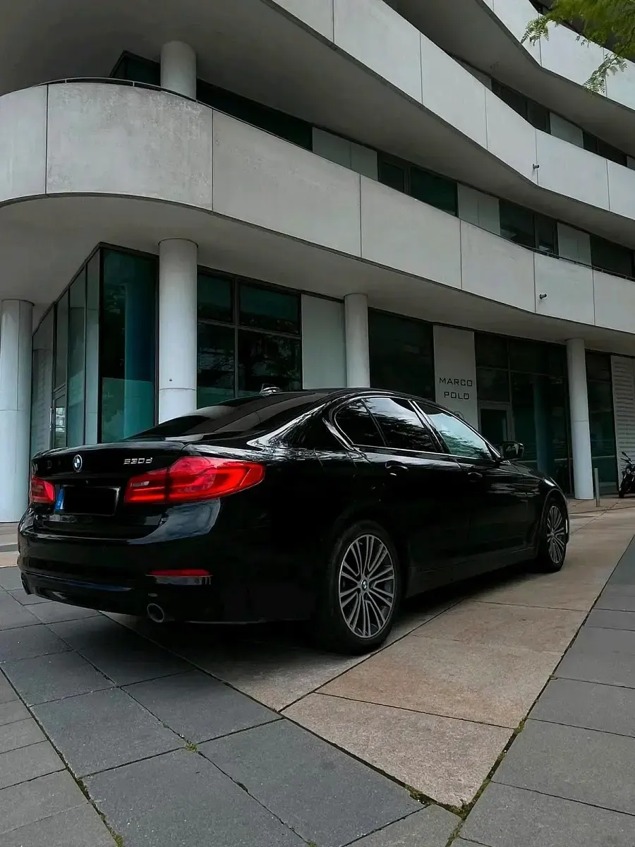 Gebraucht BMW 530 Shadowline 265 PS (194 kW) 2020 Schwarz Limousine